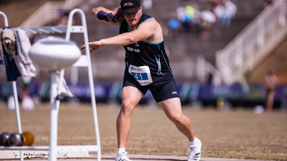 Juan Arrieguez compitió el pasado domingo en el Brasil. Allí, terminó segundo en la prueba de lanzamiento de bala, escoltando al campeón brasileño William Venancio Dourado.