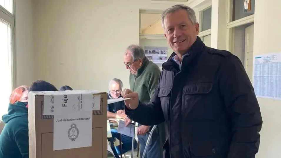 Emilio Monzó: "El poder está a cargo de una mujer que vendía tortas"