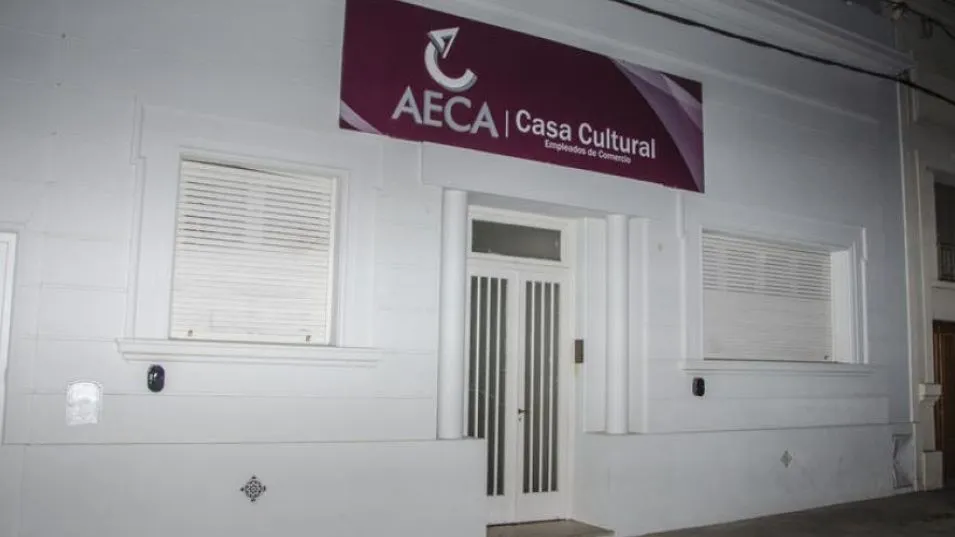Feria en la Casa Cultural Aeca 