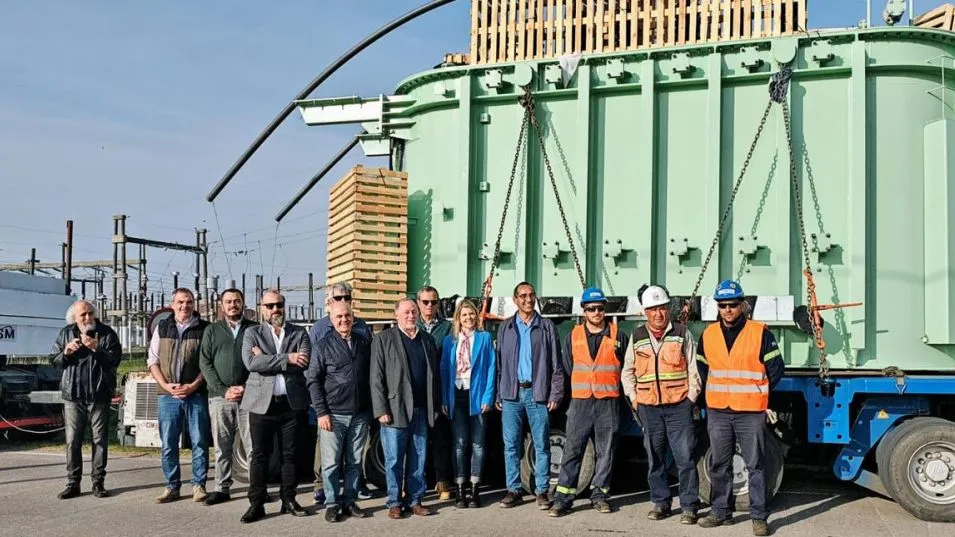 Arribó a Azul el nuevo Trafo de 40MVA