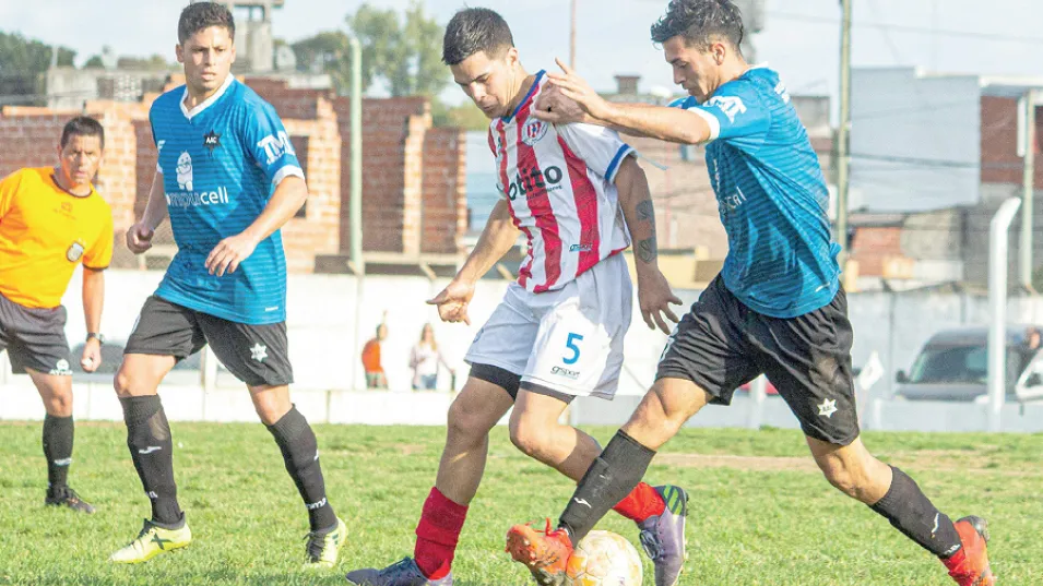 Athletic se enfrentará a Estrellas de Juventud. Este encuentro abrirá la jornada a partir de las 11 horas en el Lorenzo Palacios. ARCHIVO