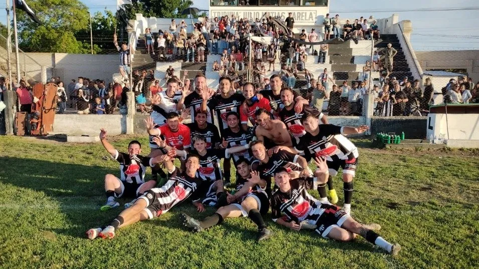 Athletic y Alumni, los finalistas del Clausura 