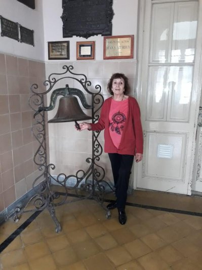 "Entré por una semana a la Escuela Normal, me  quedé treinta años, y me hubiera quedado más"