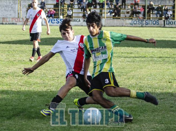Vélez logró un punto entre la agonía y la polémica