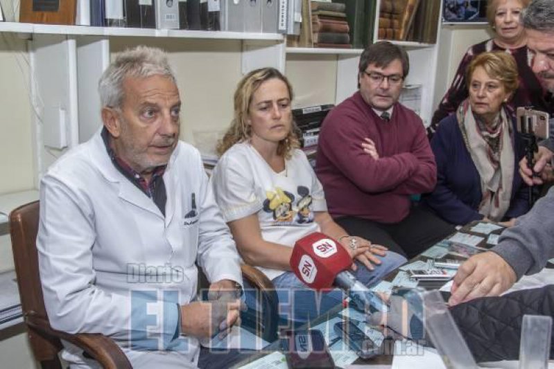 Correcaminata  a beneficio del  Materno Infantil