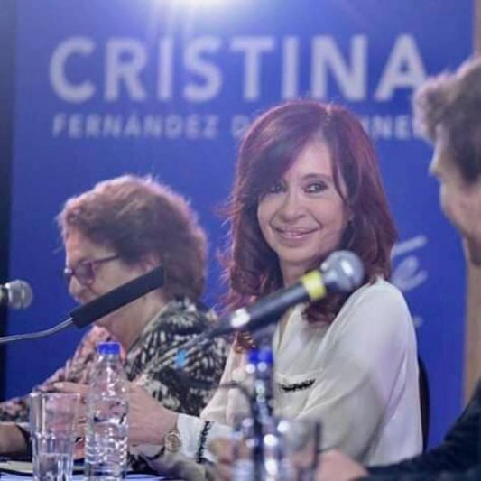 Presentación de "Sinceramente" y  de precandidato a la Intendencia