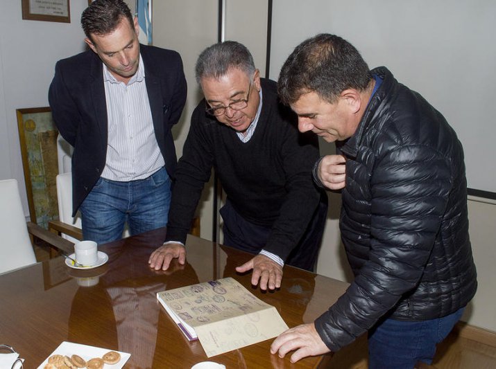 Visita a la cooperativa farmacéutica Acofar