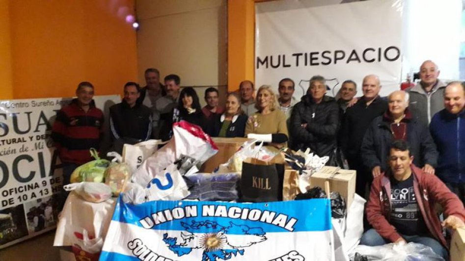 Soldados Continentales de  Azul realizaron una donación