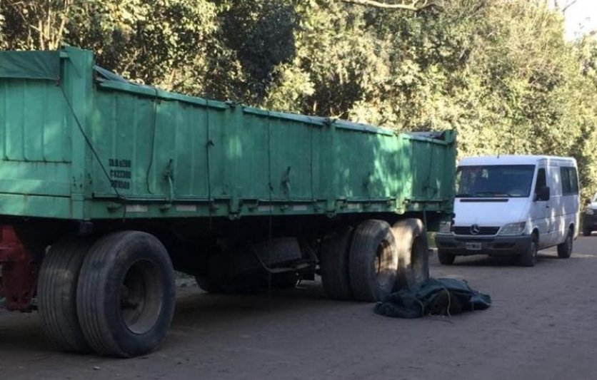 Falleció al caer de un acoplado