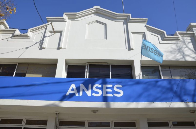 Vuelven a advertir sobre estafas a afiliados de la ANSES