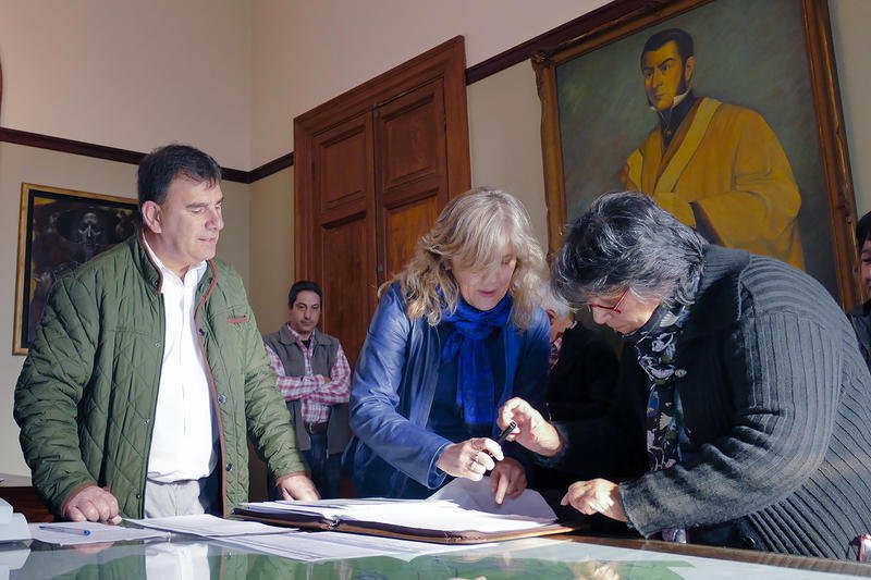 Acto de firma de escrituras