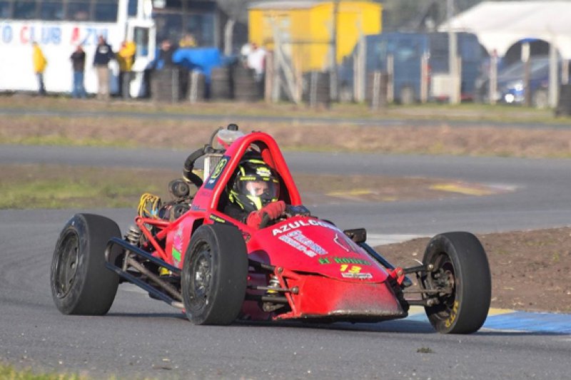 Pruebas comunitarias en el autódromo OMF