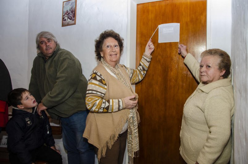 Emotivo homenaje al Padre Raúl Troncoso  y a la Sra. Dora Ludueña de De Salvo