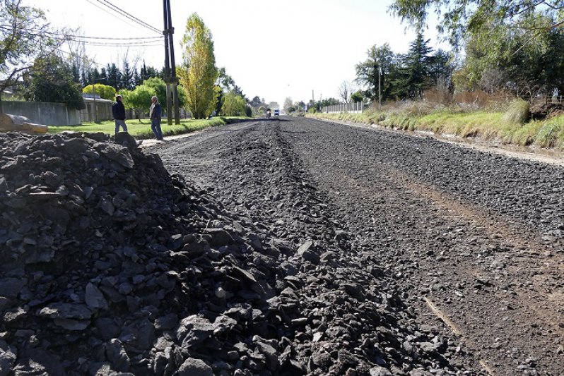 Trabajos paliativos de mejoras sobre Avenida Bidegain