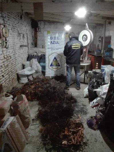 Robos de cable: allanamientos  en tres viviendas y un comercio 