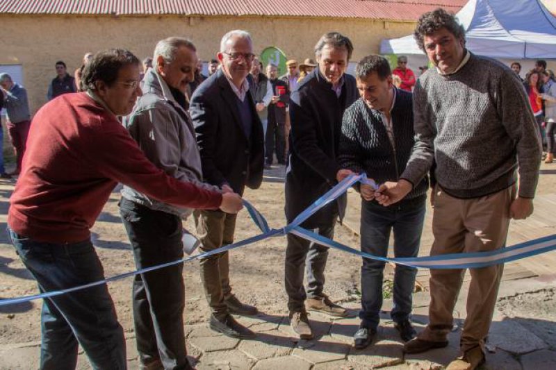 Quedó inaugurada formalmente ayer la  edición número 32 de la Expomiel Azul