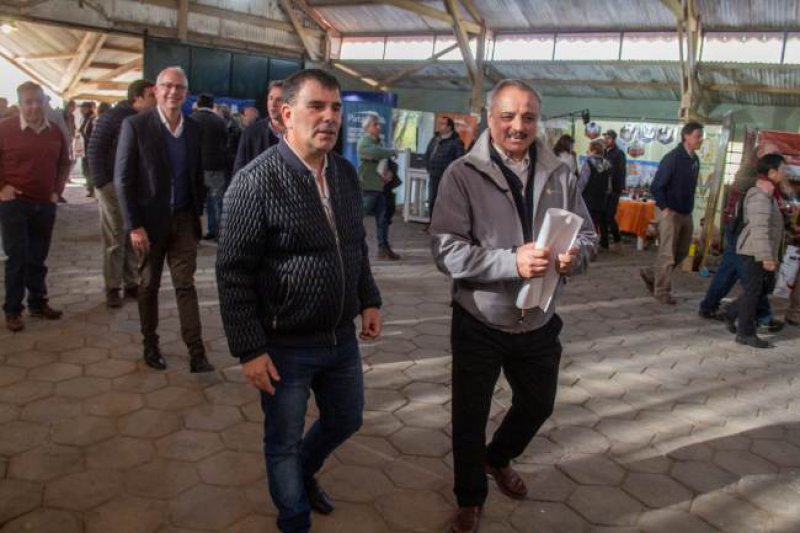 Quedó inaugurada formalmente ayer la  edición número 32 de la Expomiel Azul