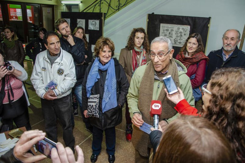 Se inauguró ayer una muestra en homenaje al periodismo argentino