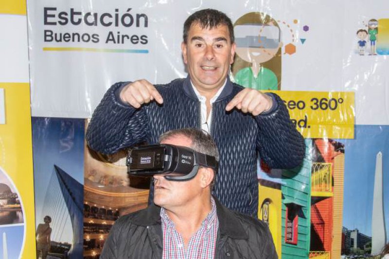 Quedó inaugurada formalmente ayer la  edición número 32 de la Expomiel Azul