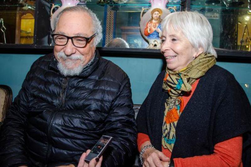 Humanizando al Quijote  a través de delantales