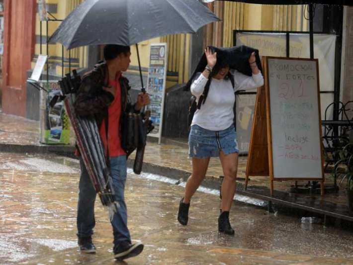 Alertan sobre lluvias persistentes en la semana