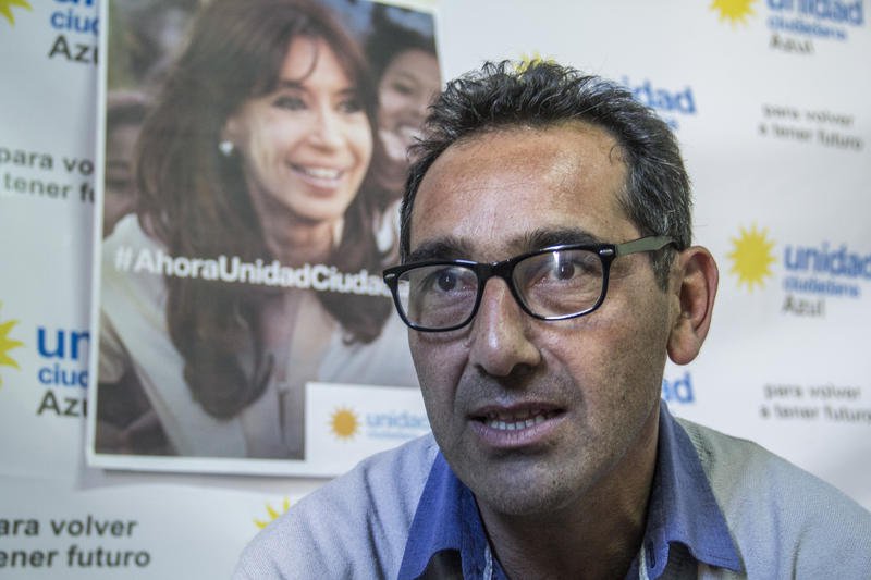 "Lamentablemente, la experiencia de estos dirigentes está  llegando un poco tardía, a una semana del cierre de listas"