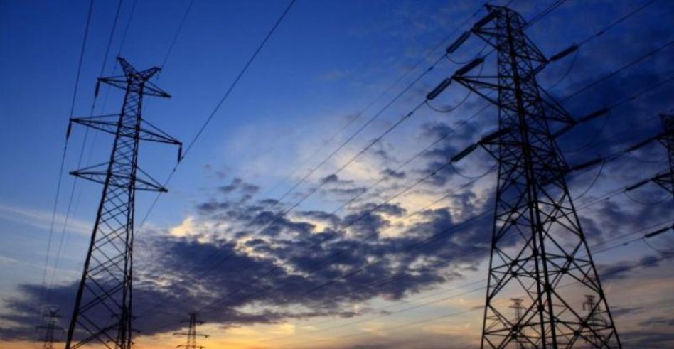 Doble desmentida: corte  de energía programado y  un alerta meteorológico