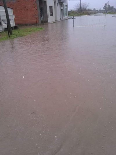 En Azul, las lluvias generaron inconvenientes  en algunos barrios, pero ninguno a gran escala