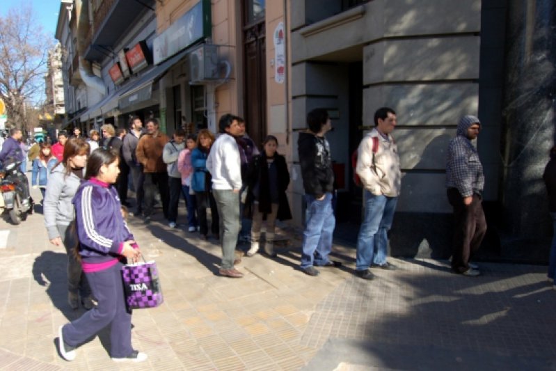 La desocupación llegó al 12,3% en el Conurbano, una zona clave para las elecciones