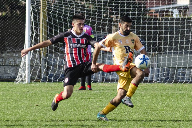 Chacarita se aseguró el uno
