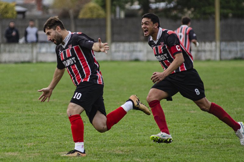 Chacarita se aseguró el uno
