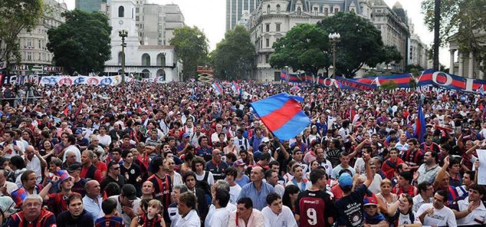 La vuelta a Boedo es también Azul (grana)