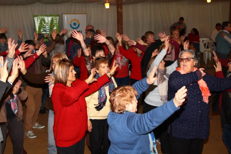 Comenzó la Preliminar de tango con una importante concurrencia de público 