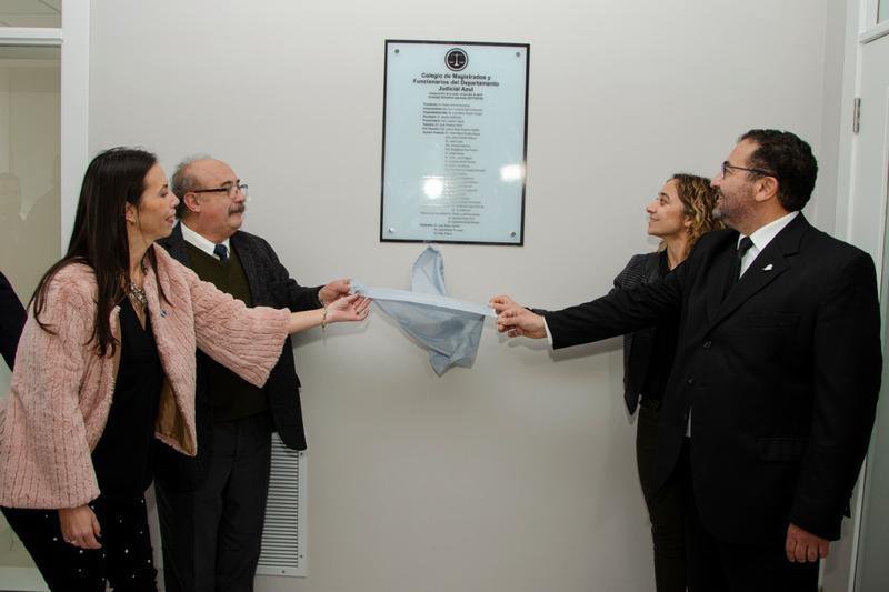 Un "histórico momento": la inauguración del  Colegio de Magistrados y Funcionarios de Azul 