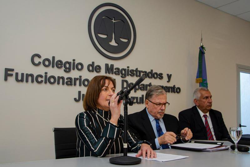 Un "histórico momento": la inauguración del  Colegio de Magistrados y Funcionarios de Azul 