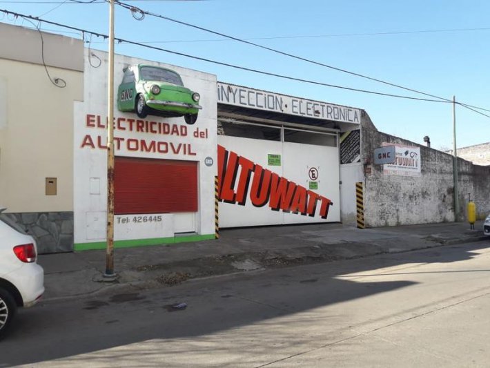 El propietario de un taller intentó suicidarse
