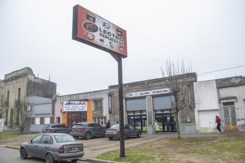Los beneficios de contar con un comercio de  repuestos de electricidad del automotor en Azul