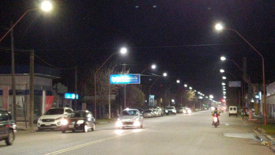 Habemus luces de led en la Avenida Piazza