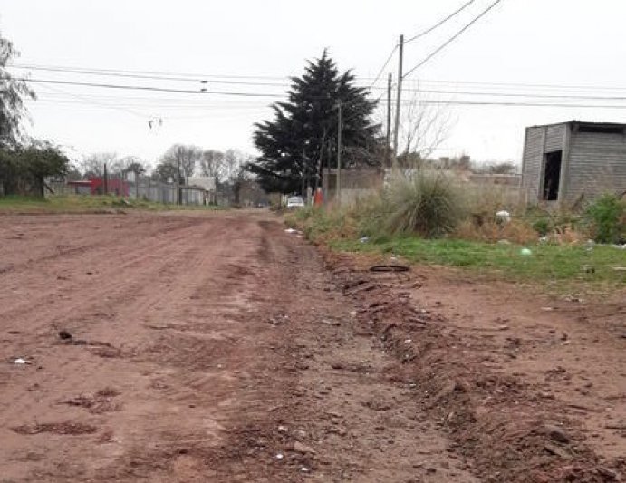 Bertellys evitó polemizar con Duclós por  la calidad del arreglo de las calles de tierra