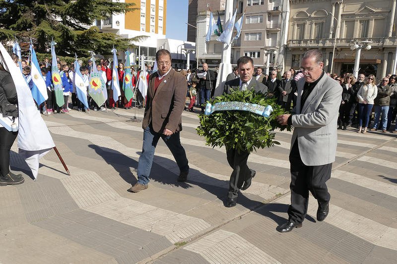Azul le rindió homenaje al General San Martín