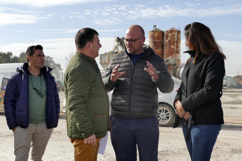 Entrega de terrenos para emprendimientos en el SIPA