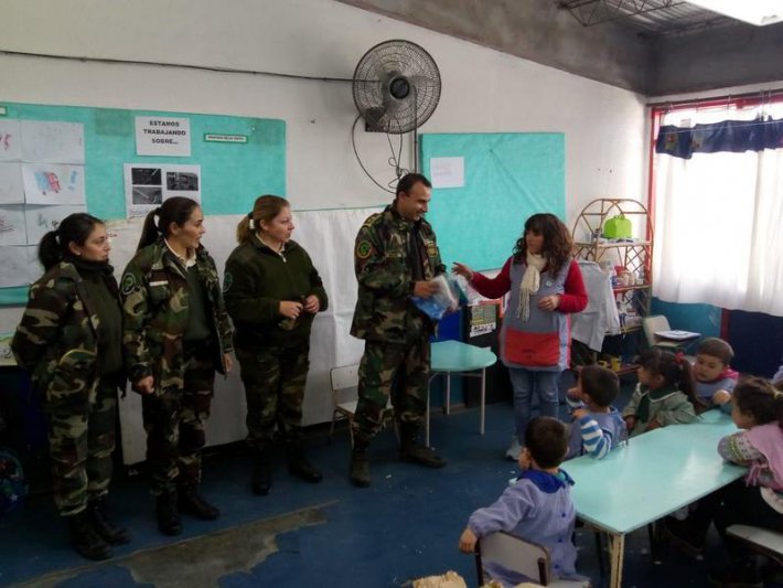 Donación de banderas