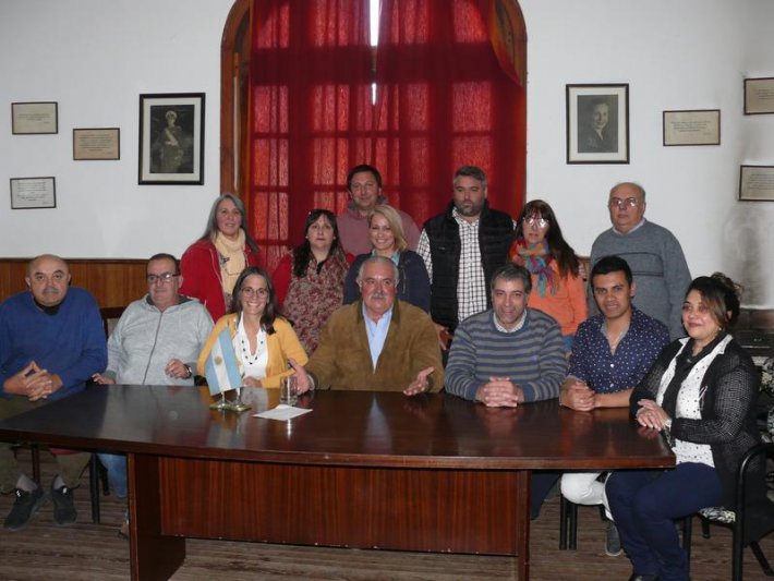 En conferencia de prensa Aldo Sivero  afirmó que no es candidato testimonial
