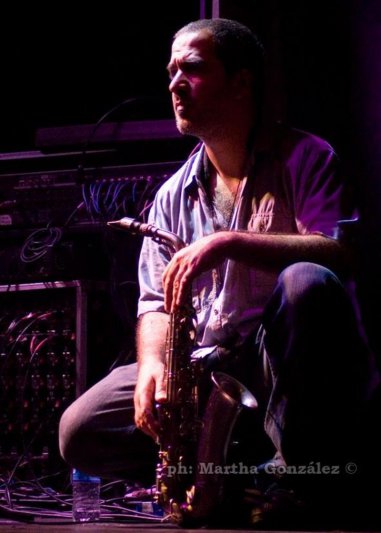 "Los músicos jóvenes tienen influencias súper  variadas, y eso trae una frescura siempre"