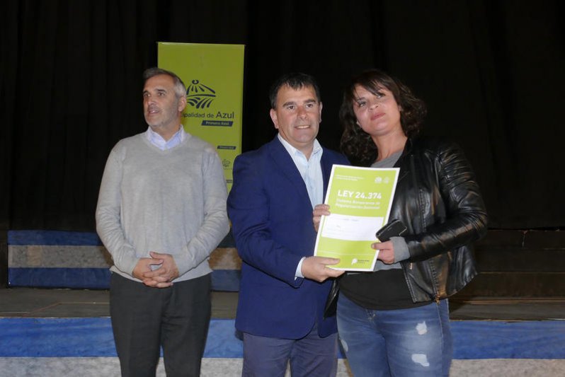 "Le estamos solucionando un gran  problema a muchos vecinos de Azul"