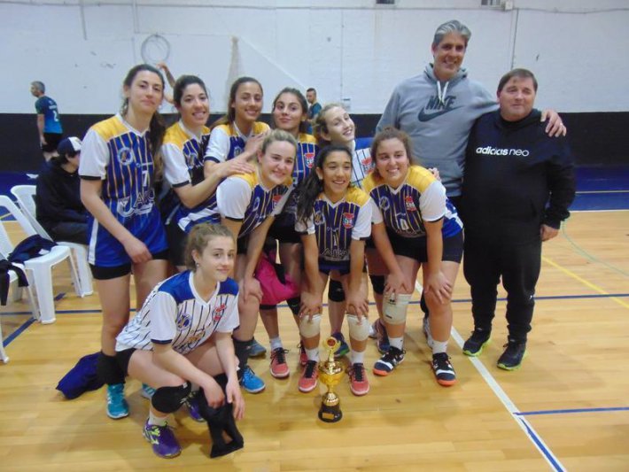 Azul Vóley terminó segundo y cuarto en Olavarría