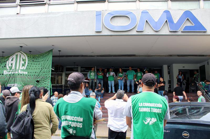 "Es preciso frenar este avance sobre el IOMA"