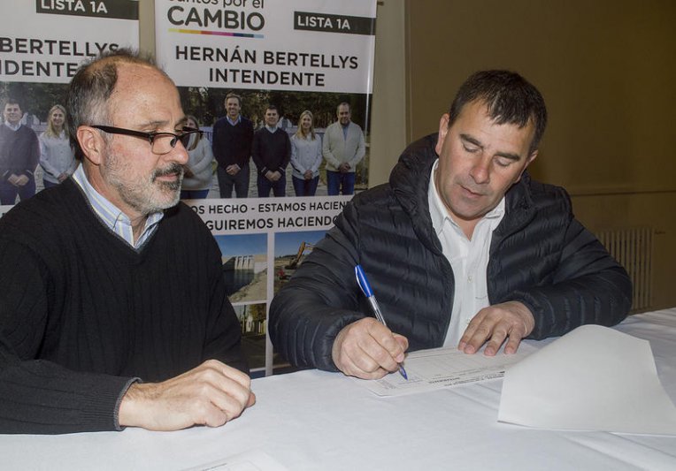 Se llevó adelante la integración de  la lista de "Juntos por el Cambio"