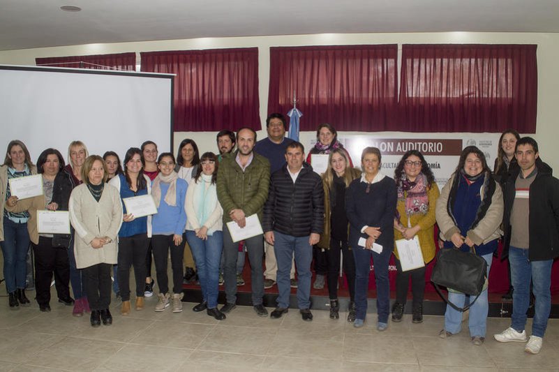 Entrega de certificados de capacitación