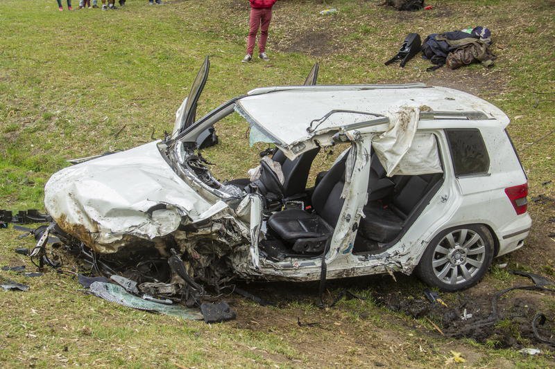 Heridos en un choque en la Ruta 3, una mujer  y dos hombres continuaban anoche internados